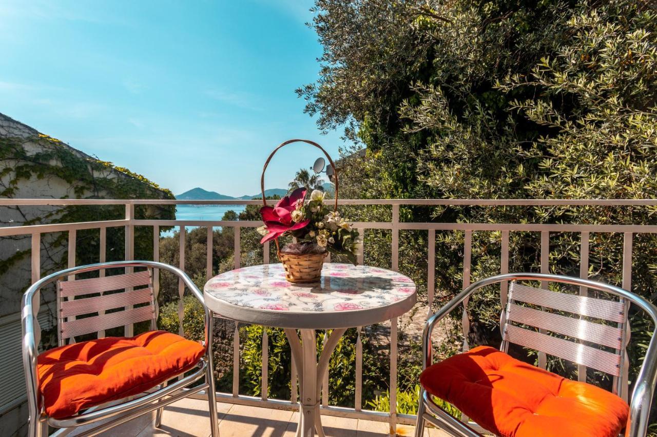 Sun Rose Apartments Sveti Stefan Kültér fotó