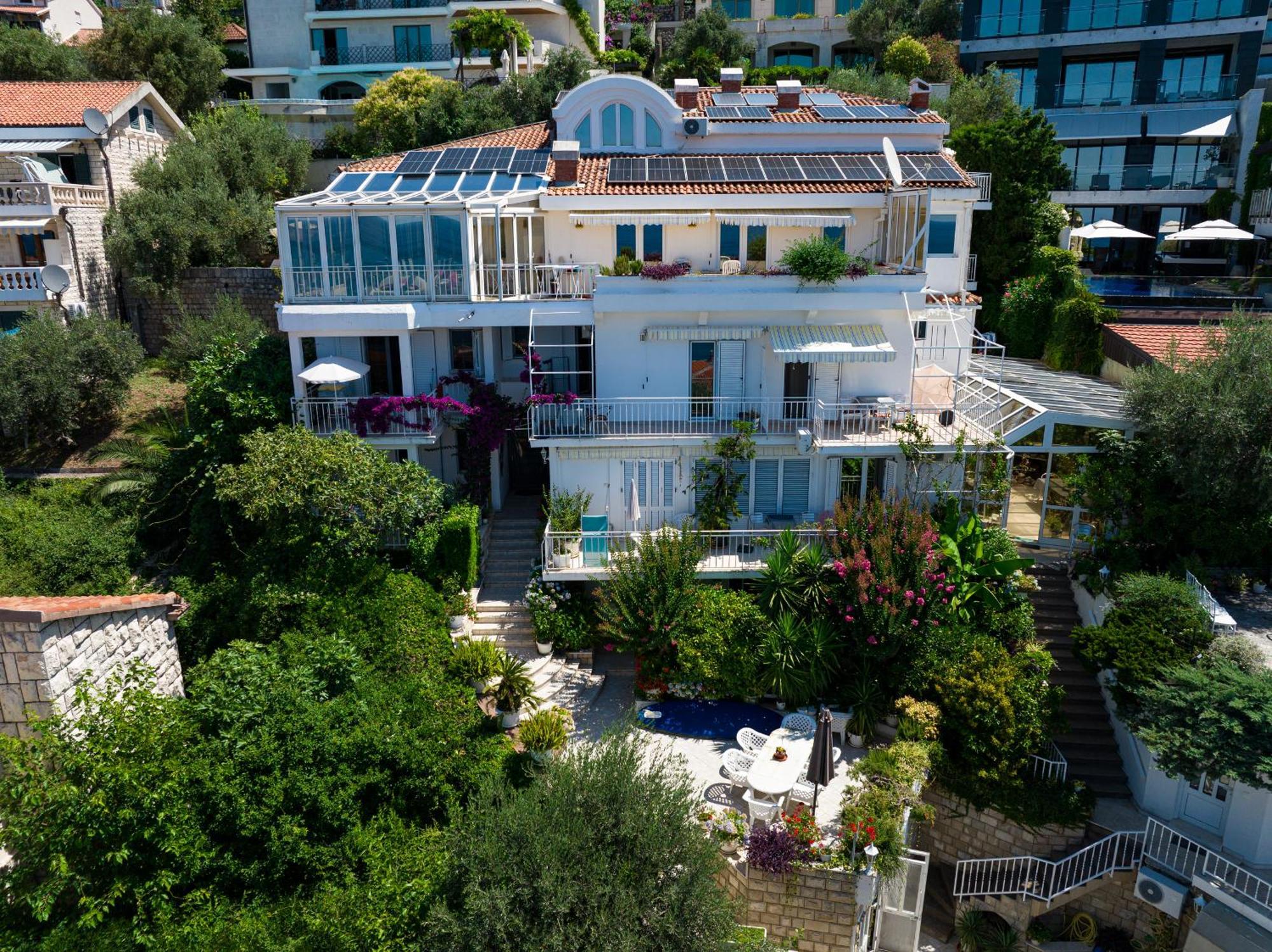 Sun Rose Apartments Sveti Stefan Kültér fotó